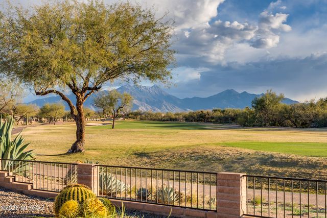 2502 E Glen Canyon Road, Green Valley, AZ 85614