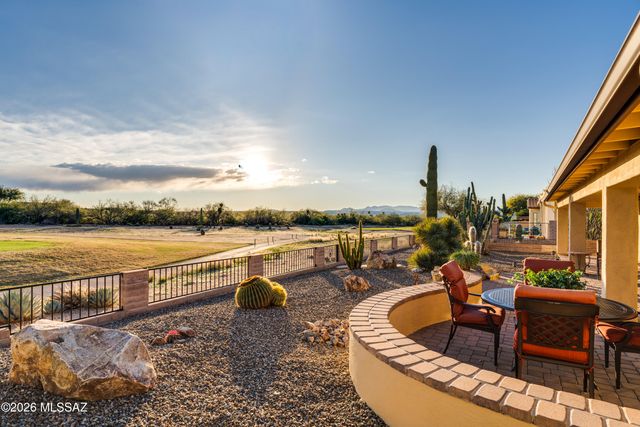 2502 E Glen Canyon Road, Green Valley, AZ 85614