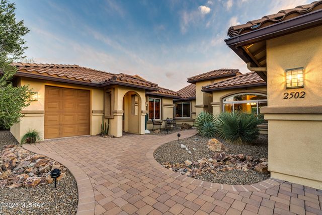 2502 E Glen Canyon Road, Green Valley, AZ 85614