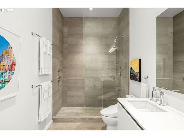 1150 Nw QUIMBY St 2004, Portland, OR 97209
