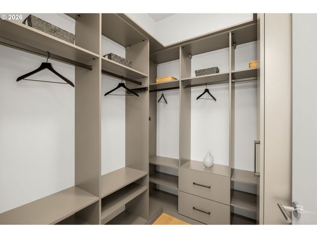 1150 Nw QUIMBY St 2004, Portland, OR 97209