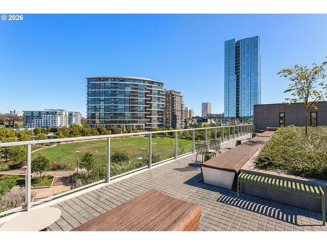 1150 Nw QUIMBY St 2004, Portland, OR 97209