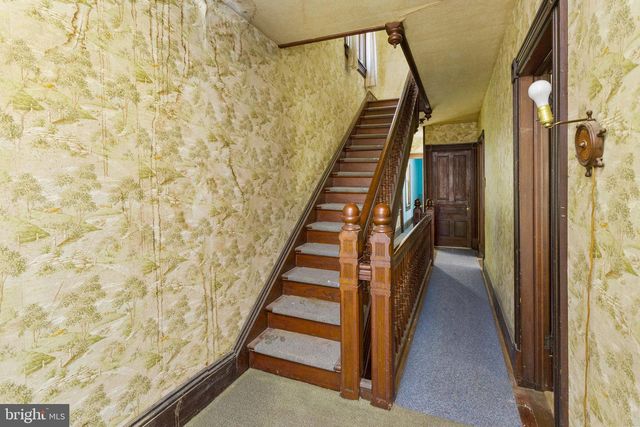 105 PRINCE ST, Bordentown, NJ 08505