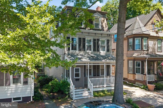 105 PRINCE ST, Bordentown, NJ 08505