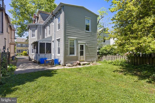 105 PRINCE ST, Bordentown, NJ 08505