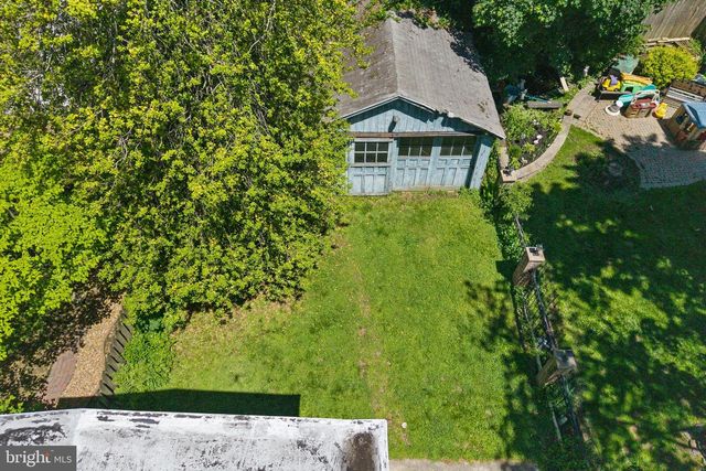 105 PRINCE ST, Bordentown, NJ 08505