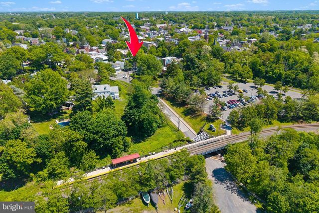 105 PRINCE ST, Bordentown, NJ 08505
