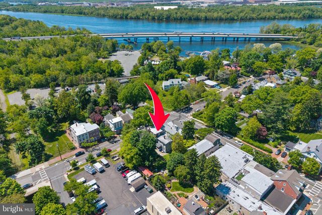 105 PRINCE ST, Bordentown, NJ 08505