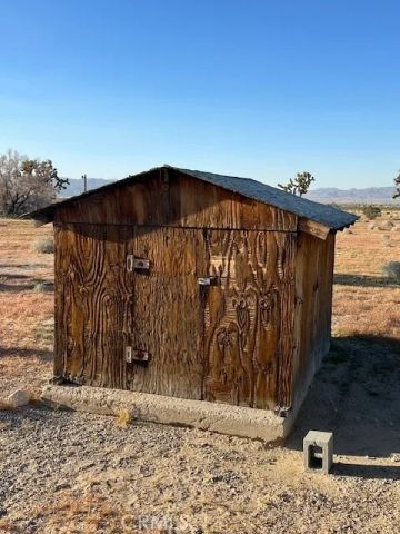 35022 Carson St, Lucerne Valley, CA 92356