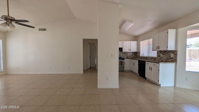 9187 N 84TH Avenue, Peoria, AZ 85345