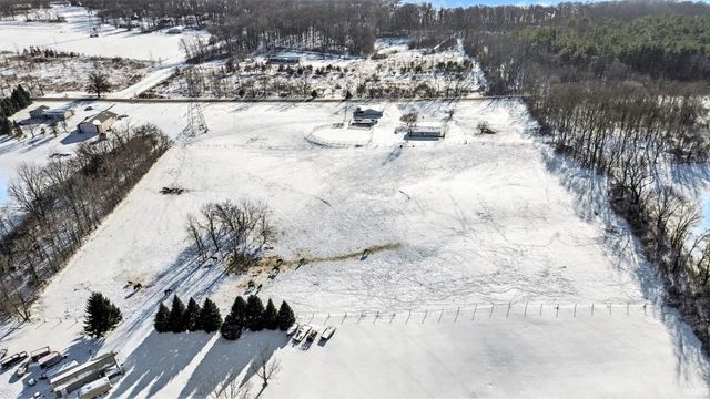 4246 E 1000 N, Syracuse, IN 46567