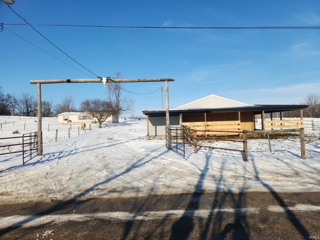 4246 E 1000 N, Syracuse, IN 46567