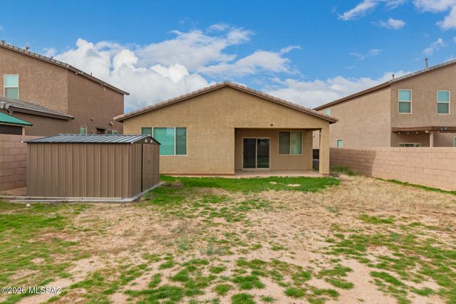 7803 S Sugarbend Drive, Tucson, AZ 85757