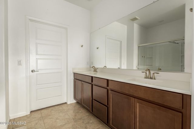 7803 S Sugarbend Drive, Tucson, AZ 85757