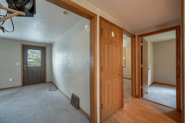 3125 BREEZEWOOD LANE, Neenah, WI 54956