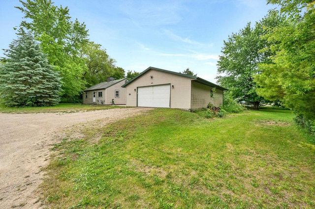 3125 BREEZEWOOD LANE, Neenah, WI 54956