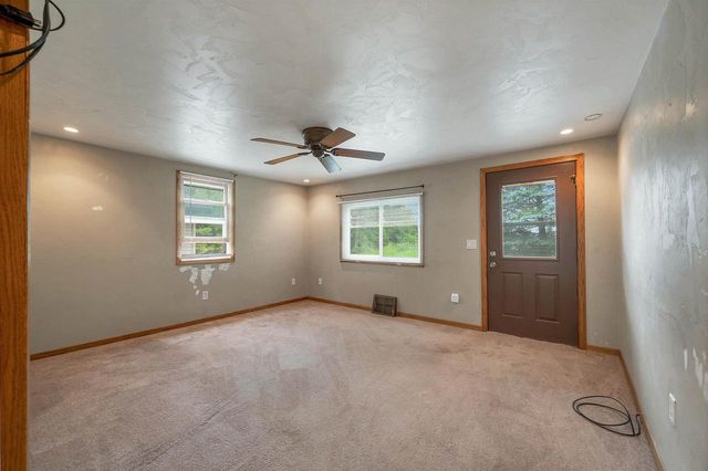 3125 BREEZEWOOD LANE, Neenah, WI 54956