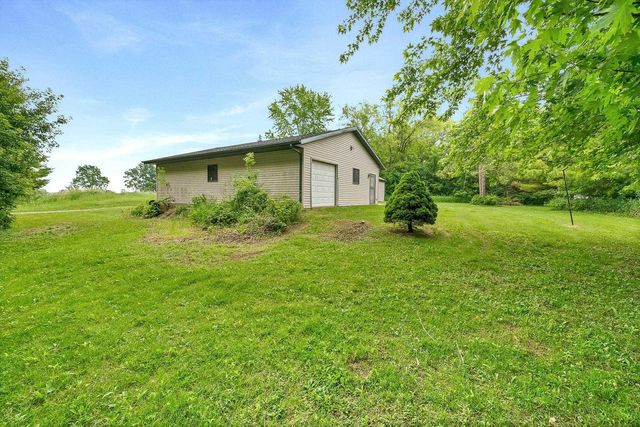 3125 BREEZEWOOD LANE, Neenah, WI 54956