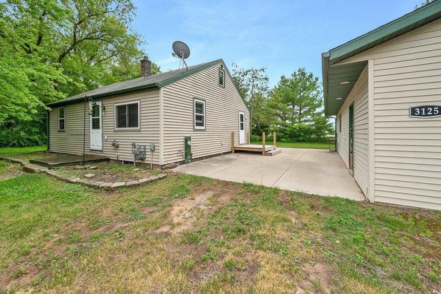 3125 BREEZEWOOD LANE, Neenah, WI 54956