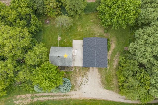 3125 BREEZEWOOD LANE, Neenah, WI 54956