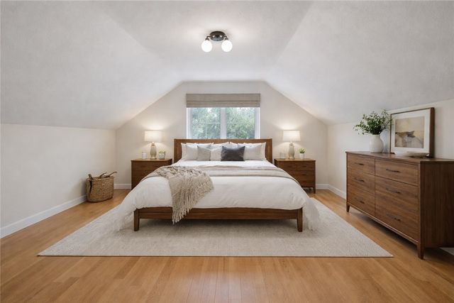 26 Chardon Drive, Portsmouth, RI 02871