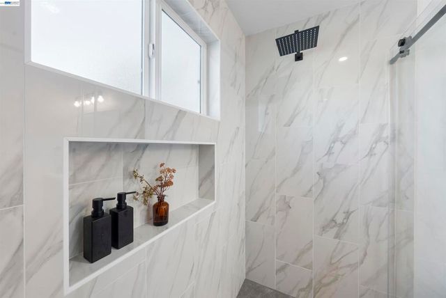 392 E McKinley Ave, Sunnyvale, CA 94086