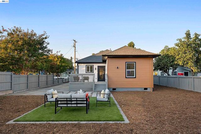 392 E McKinley Ave, Sunnyvale, CA 94086