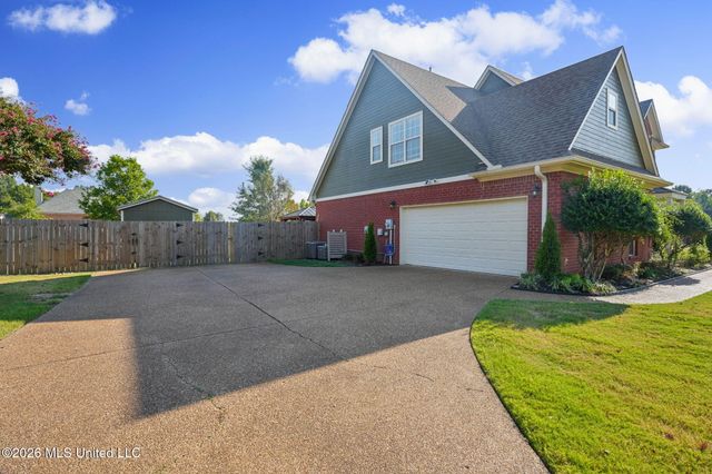3357 Shadow Moss Cove, Nesbit, MS 38651