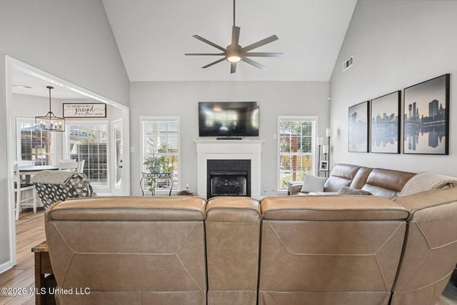 3357 Shadow Moss Cove, Nesbit, MS 38651