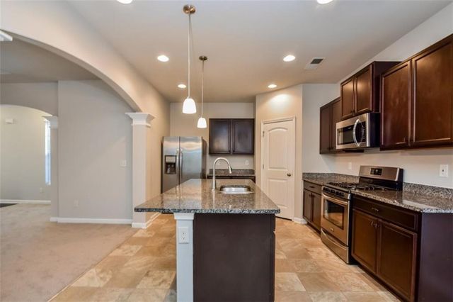 5097 Rapahoe Trail, Atlanta, GA 30349