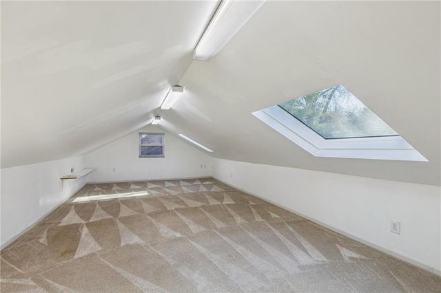 5415 W 99th Terrace, Overland Park, KS 66207