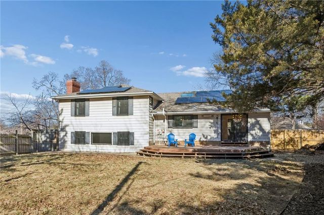 5415 W 99th Terrace, Overland Park, KS 66207