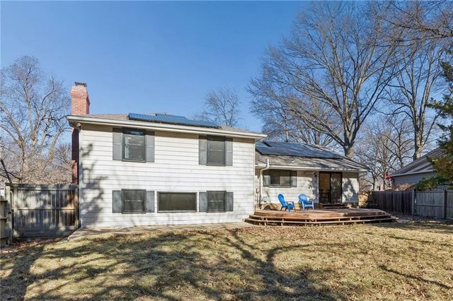 5415 W 99th Terrace, Overland Park, KS 66207