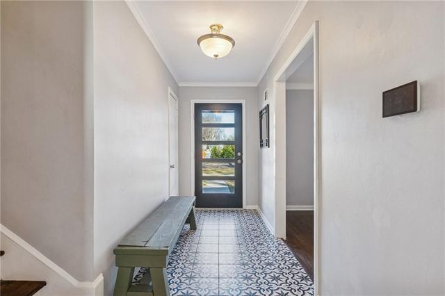 5415 W 99th Terrace, Overland Park, KS 66207