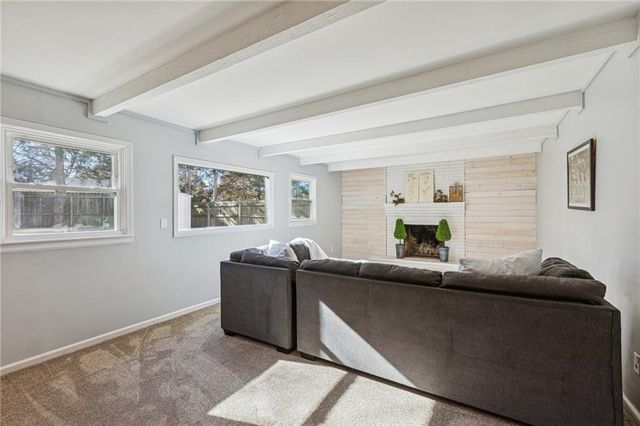 5415 W 99th Terrace, Overland Park, KS 66207