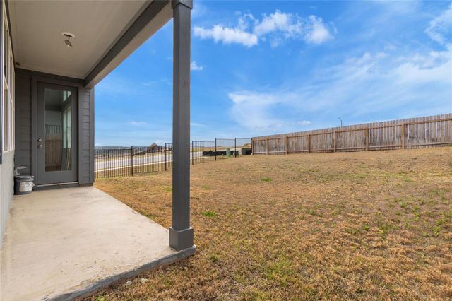 8500 Red Bottle Brush RD, Lago Vista, TX 78645