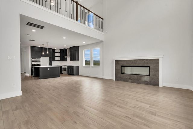 8500 Red Bottle Brush RD, Lago Vista, TX 78645