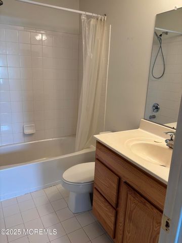 206 Brookfield Drive, Jackson, NJ 08527