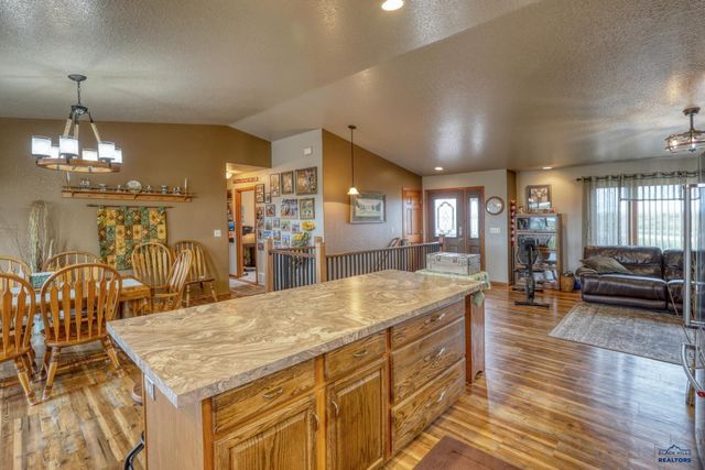 22318 LUCKY LN, Rapid City, SD 57701