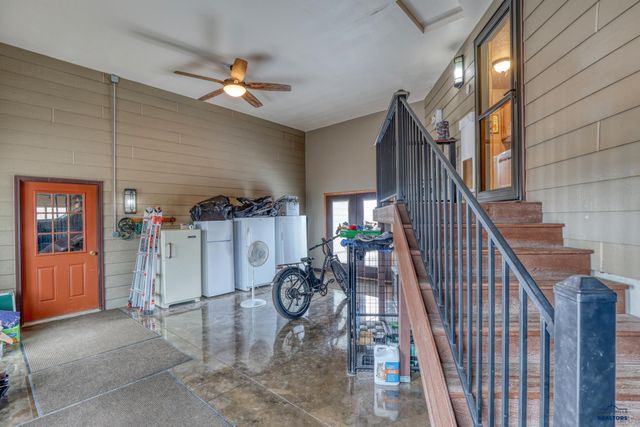 22318 LUCKY LN, Rapid City, SD 57701