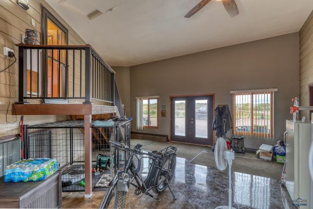 22318 LUCKY LN, Rapid City, SD 57701