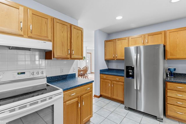 2445 E Lake Road, Clio, MI 48420