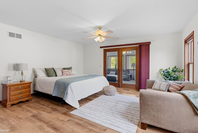 2445 E Lake Road, Clio, MI 48420