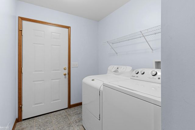 2445 E Lake Road, Clio, MI 48420