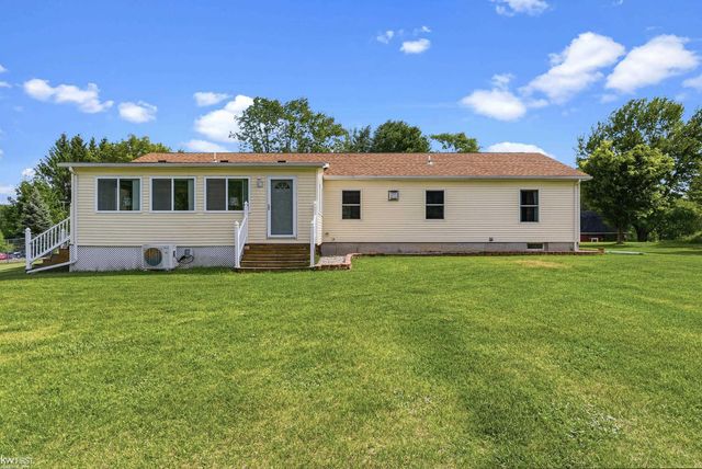 2445 E Lake Road, Clio, MI 48420