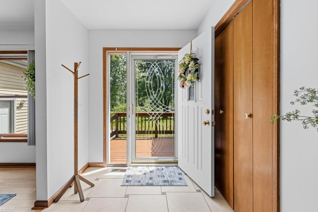 2445 E Lake Road, Clio, MI 48420