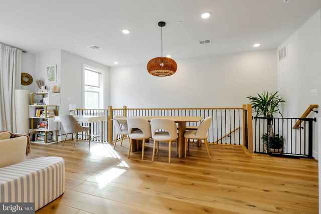 4937 EISENHOWER AVE, Alexandria, VA 22304