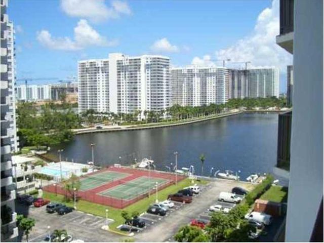 18031 Biscayne Bl 1004-3, Aventura, FL 33160