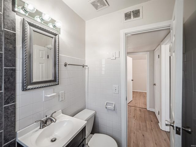 222 Kenmore Drive, Evansville, IN 47714