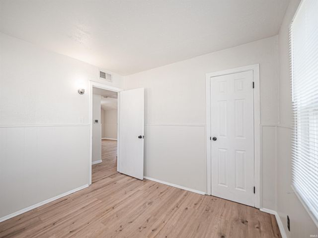 222 Kenmore Drive, Evansville, IN 47714